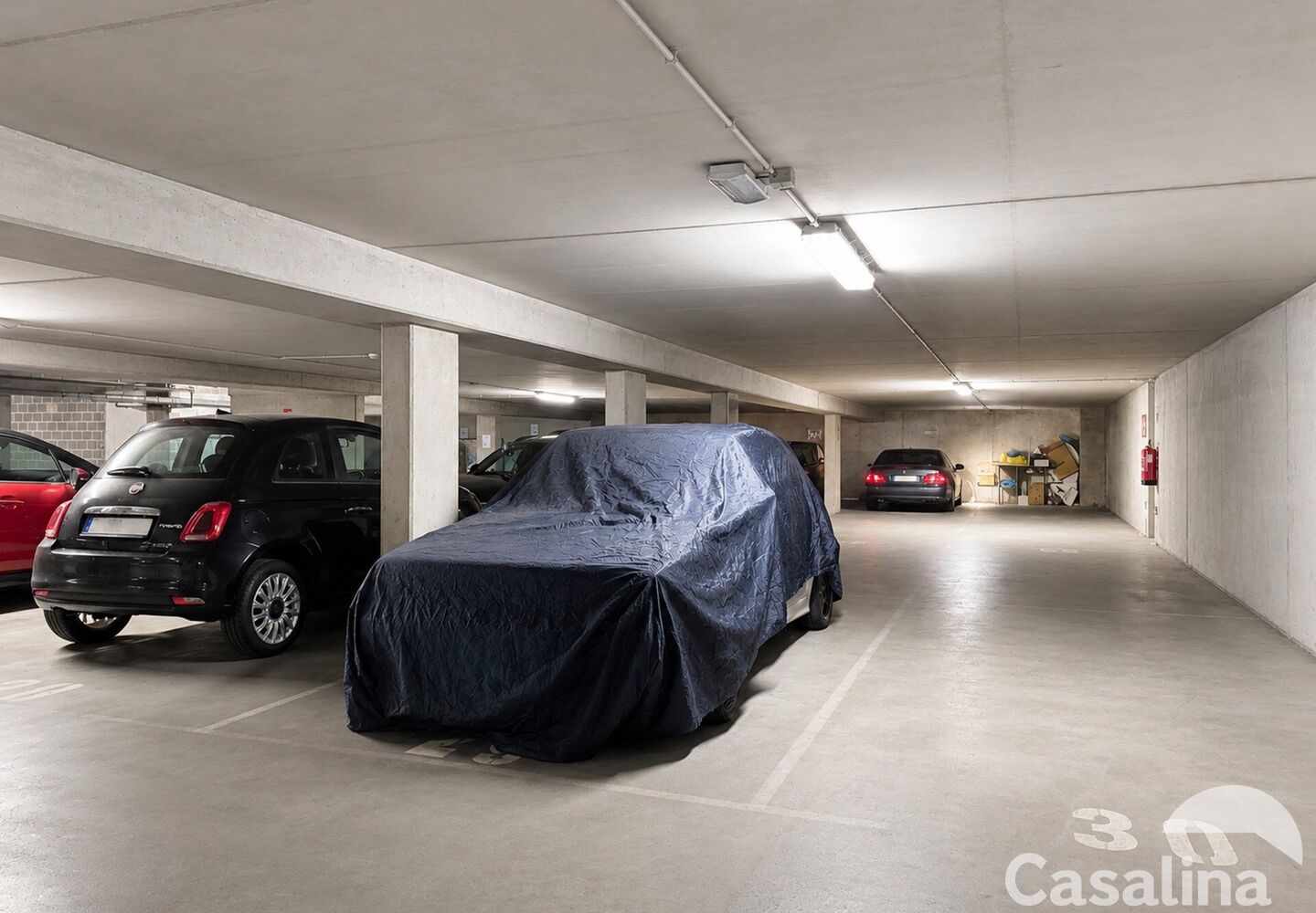 Binnenstaanplaats te koop in Evere