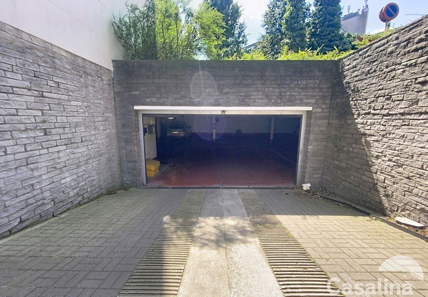 Binnenstaanplaats te koop in Evere