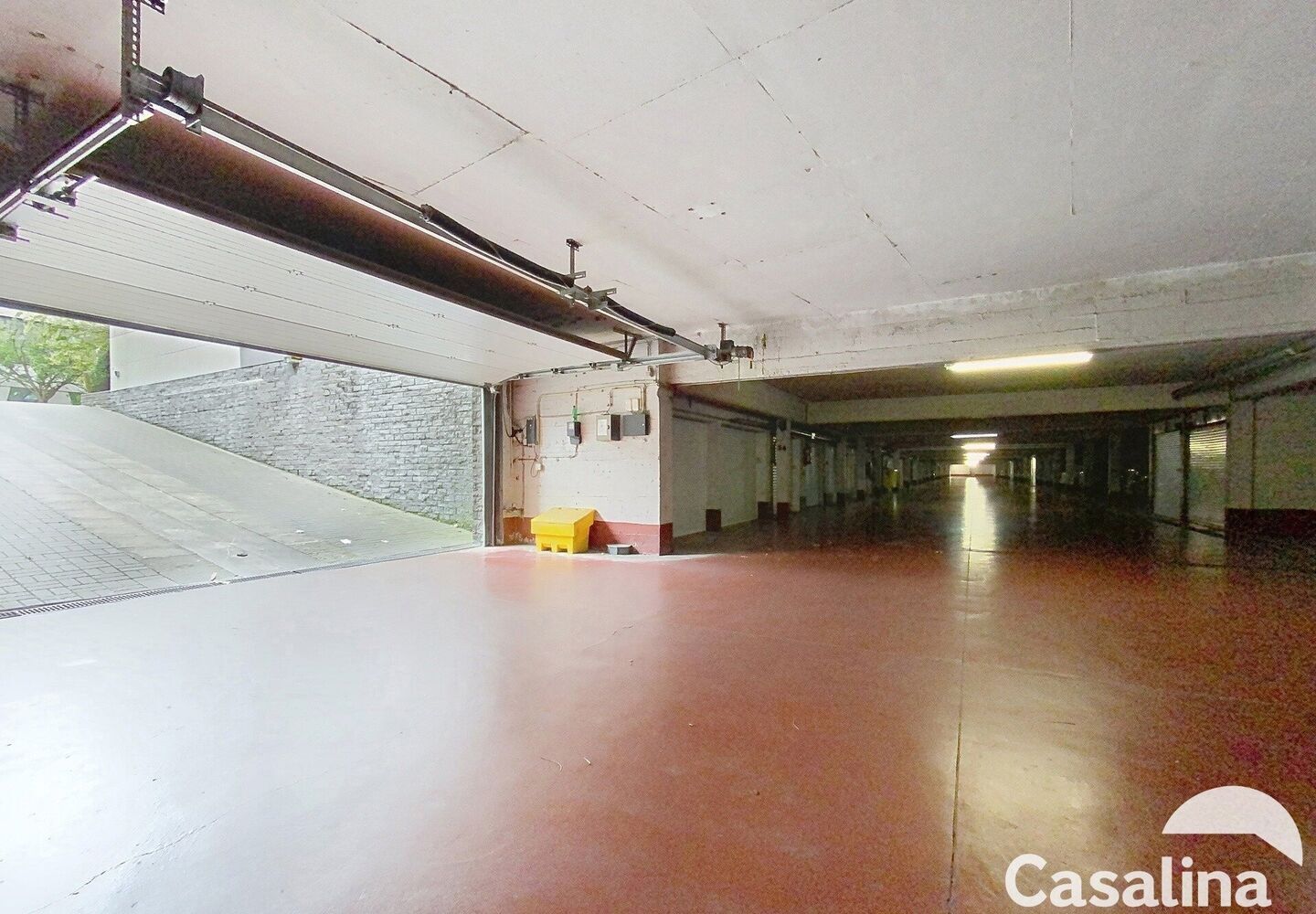 Binnenstaanplaats te koop in Evere