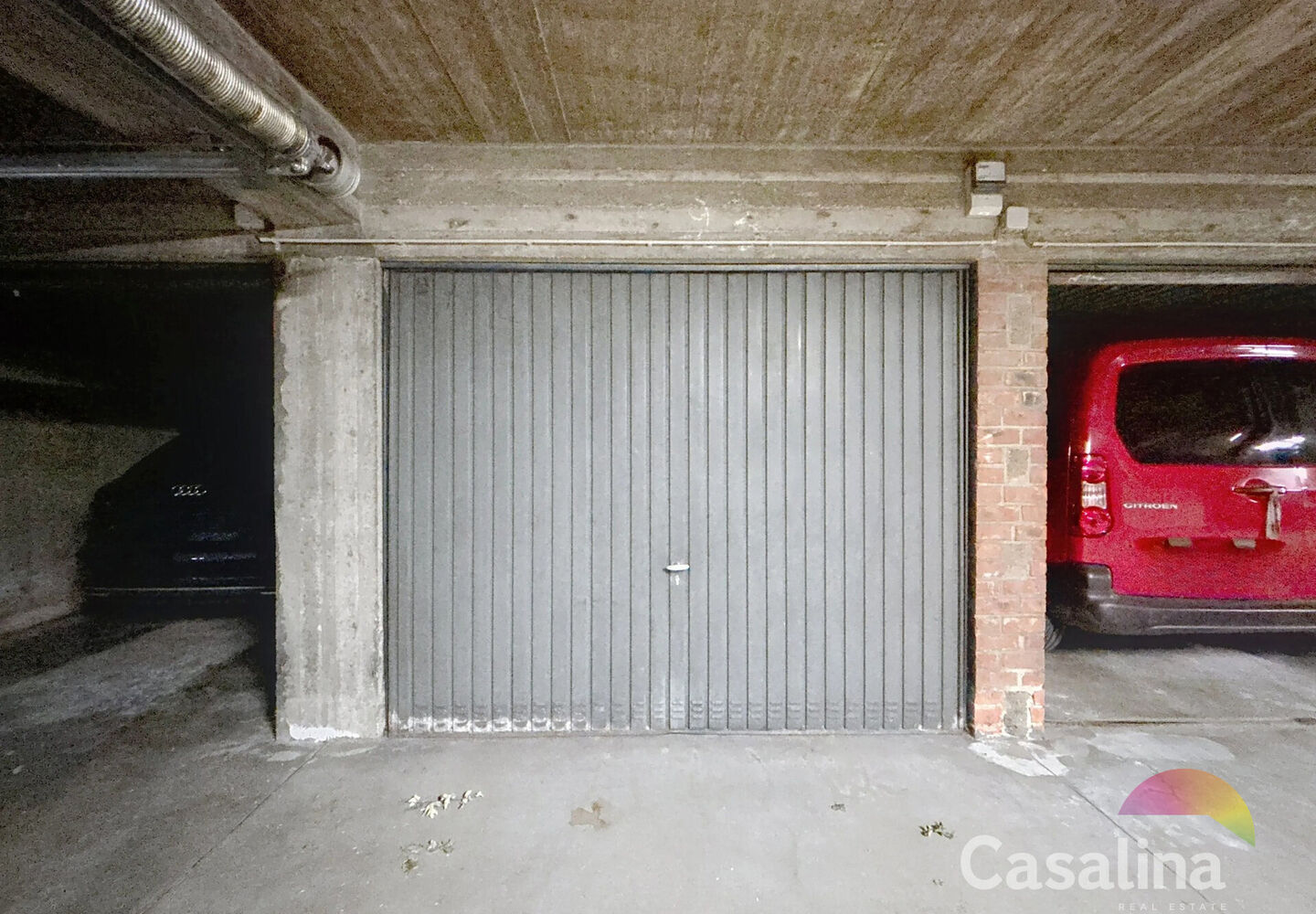 Closed garage for sale in Wezembeek-Oppem