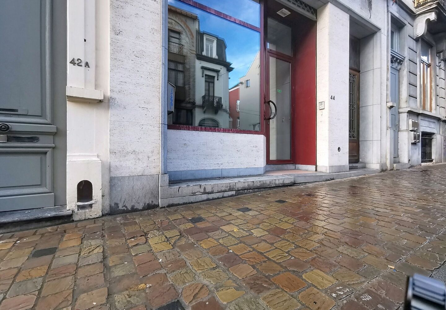 Commercieel gelijkvloers te huur in Elsene