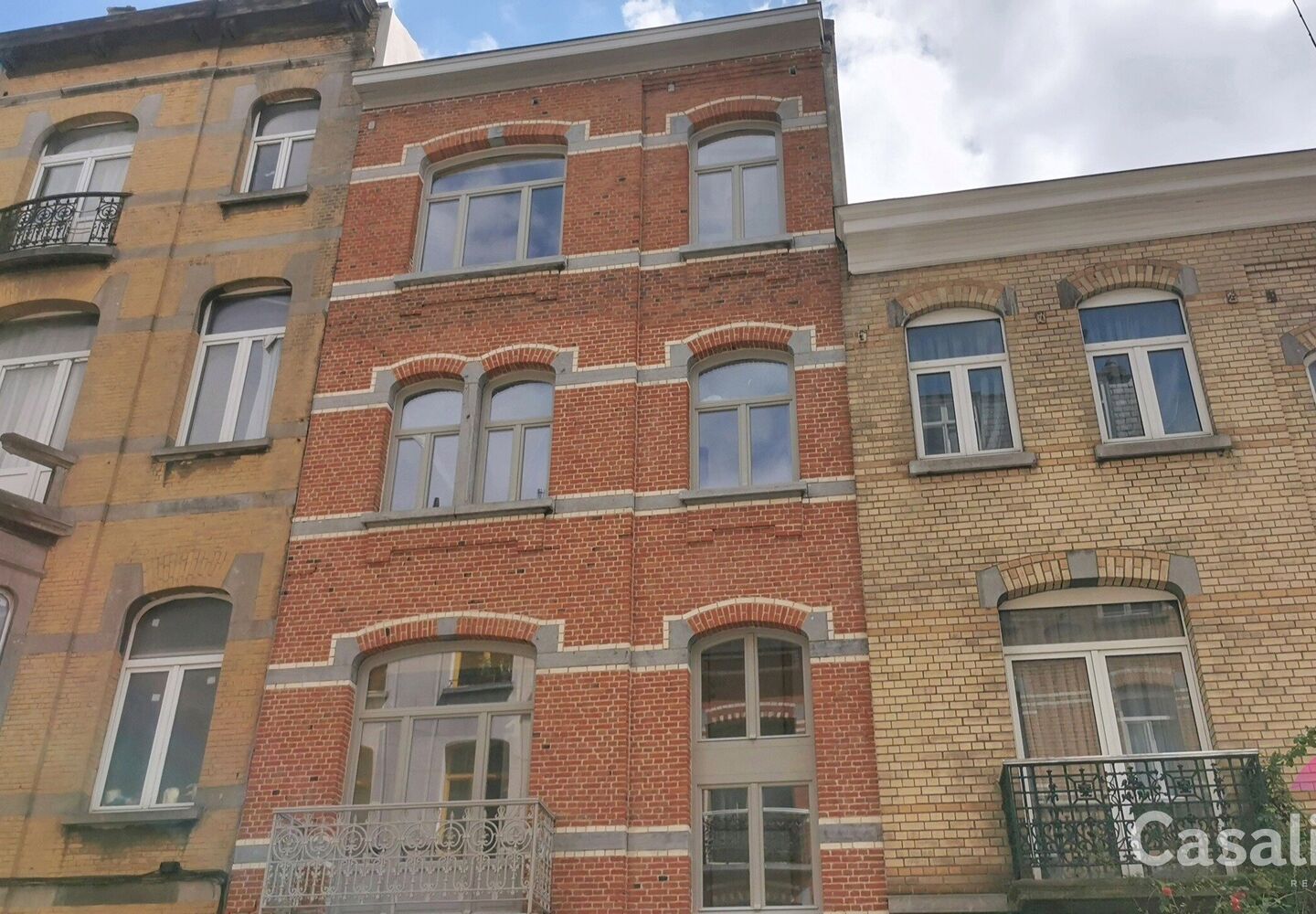Ground floor with garden for sale in Schaarbeek