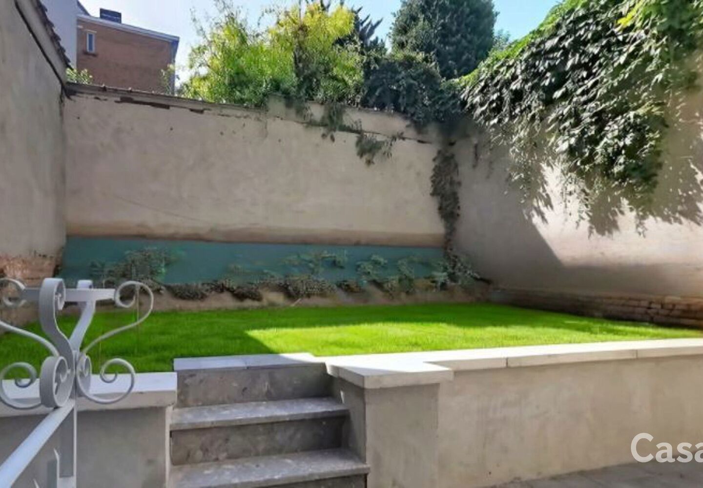 Ground floor with garden for sale in Schaarbeek