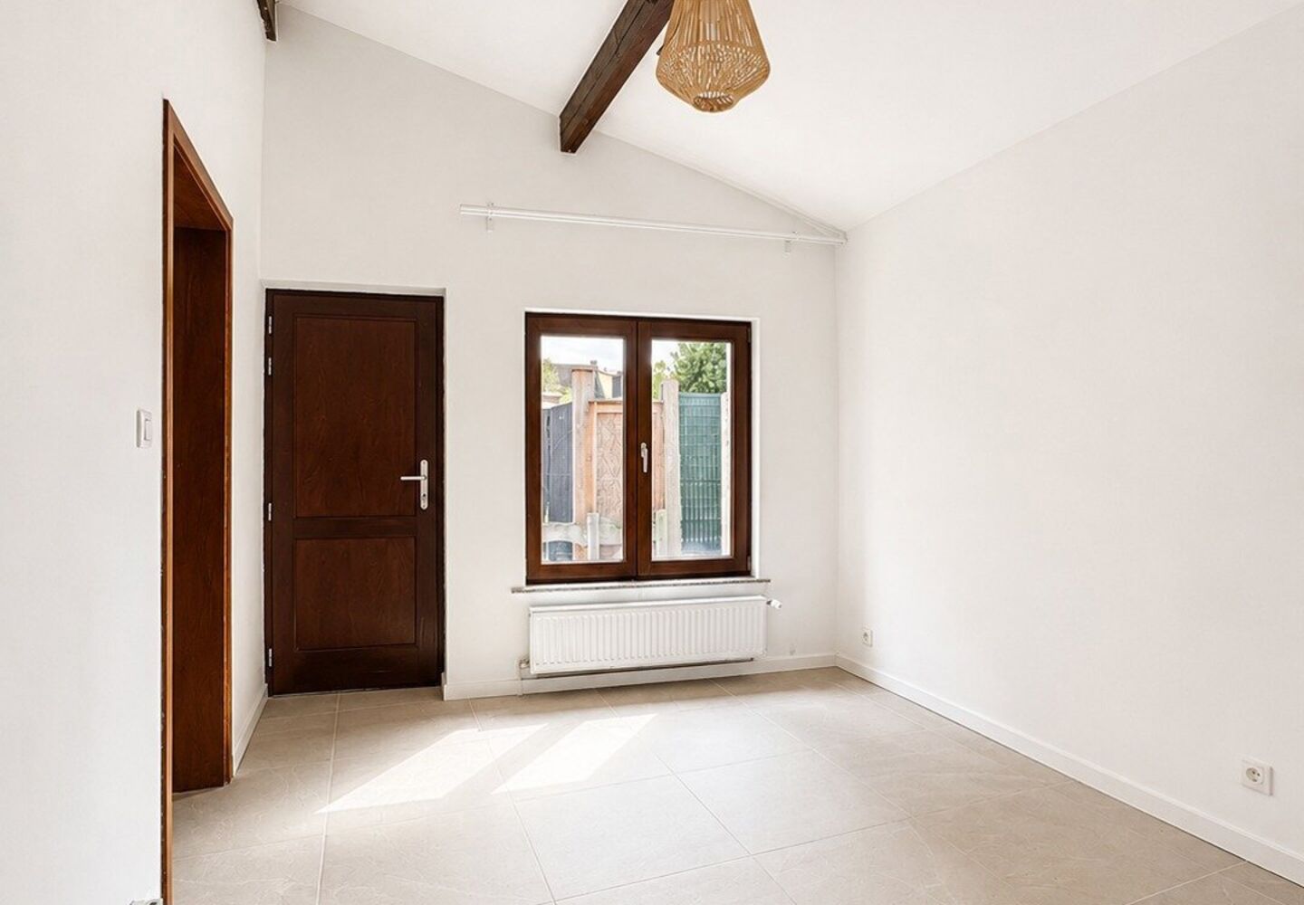 House for rent in Neder-Over-Heembeek