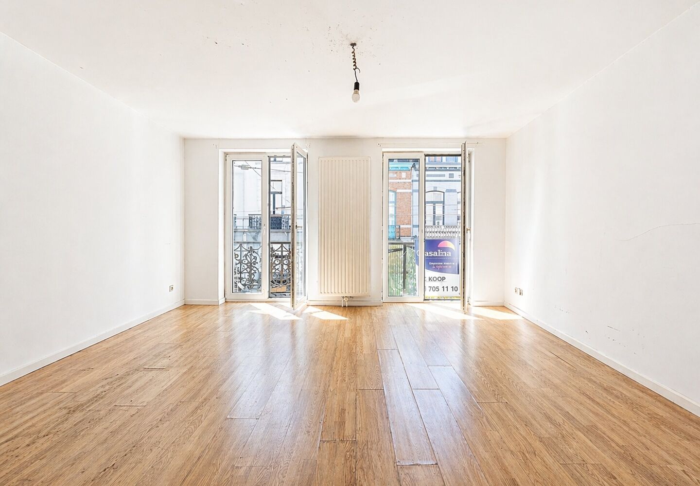 Immeuble mixte &agrave; vendre &agrave; Sint-Gillis