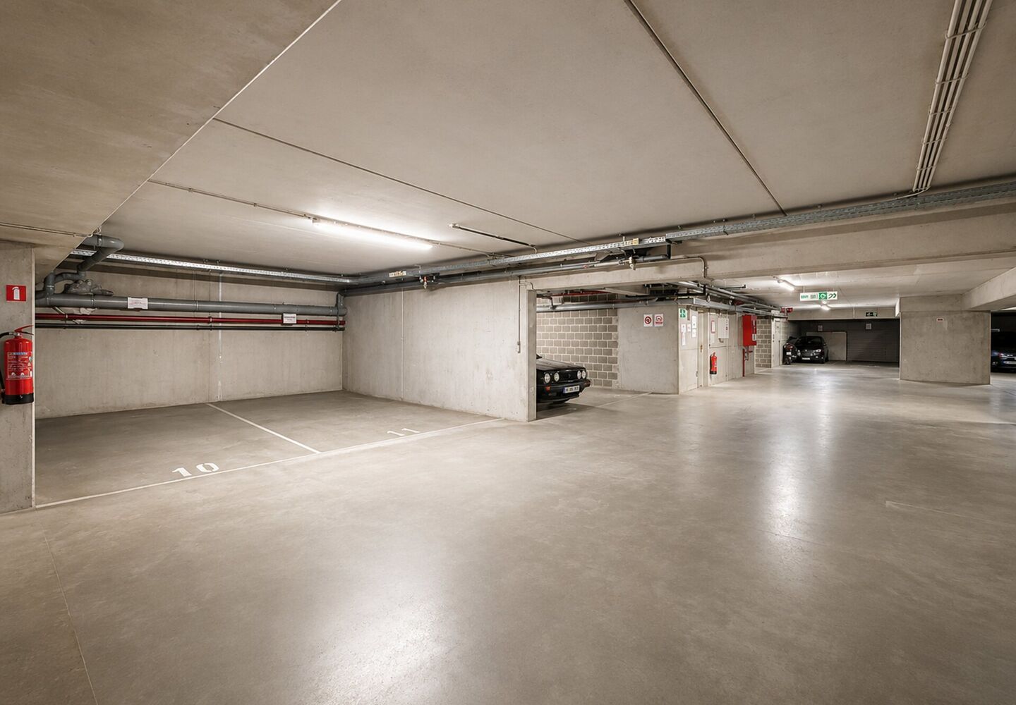 Inside parking for sale in Evere