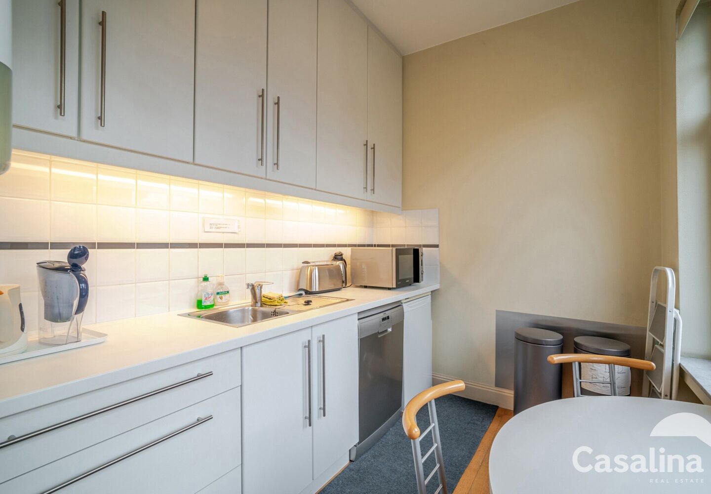 Gebouw voor gemengd gebruik te huur in Schaerbeek