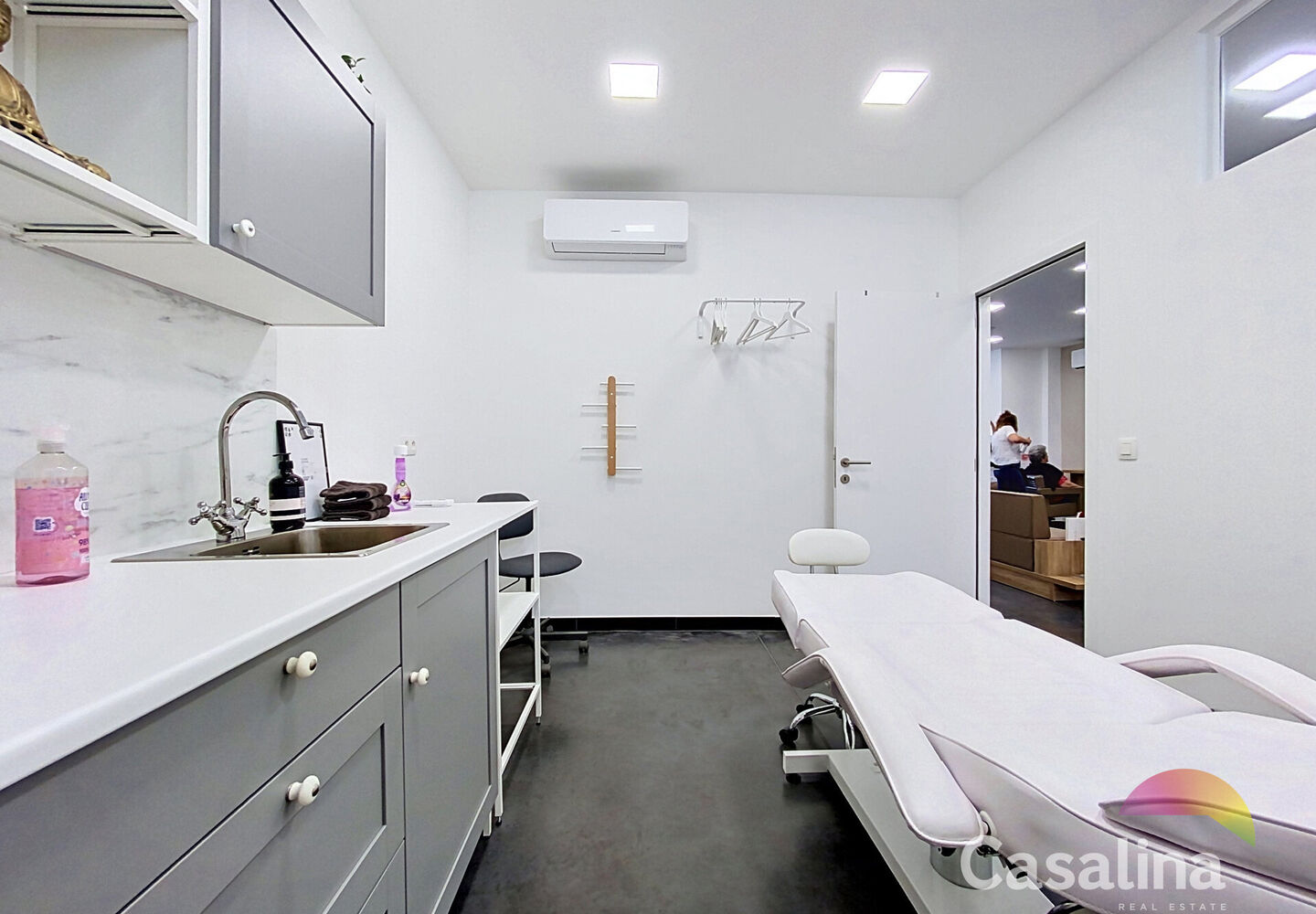 Kapsalon / esthetiek te huur in Evere