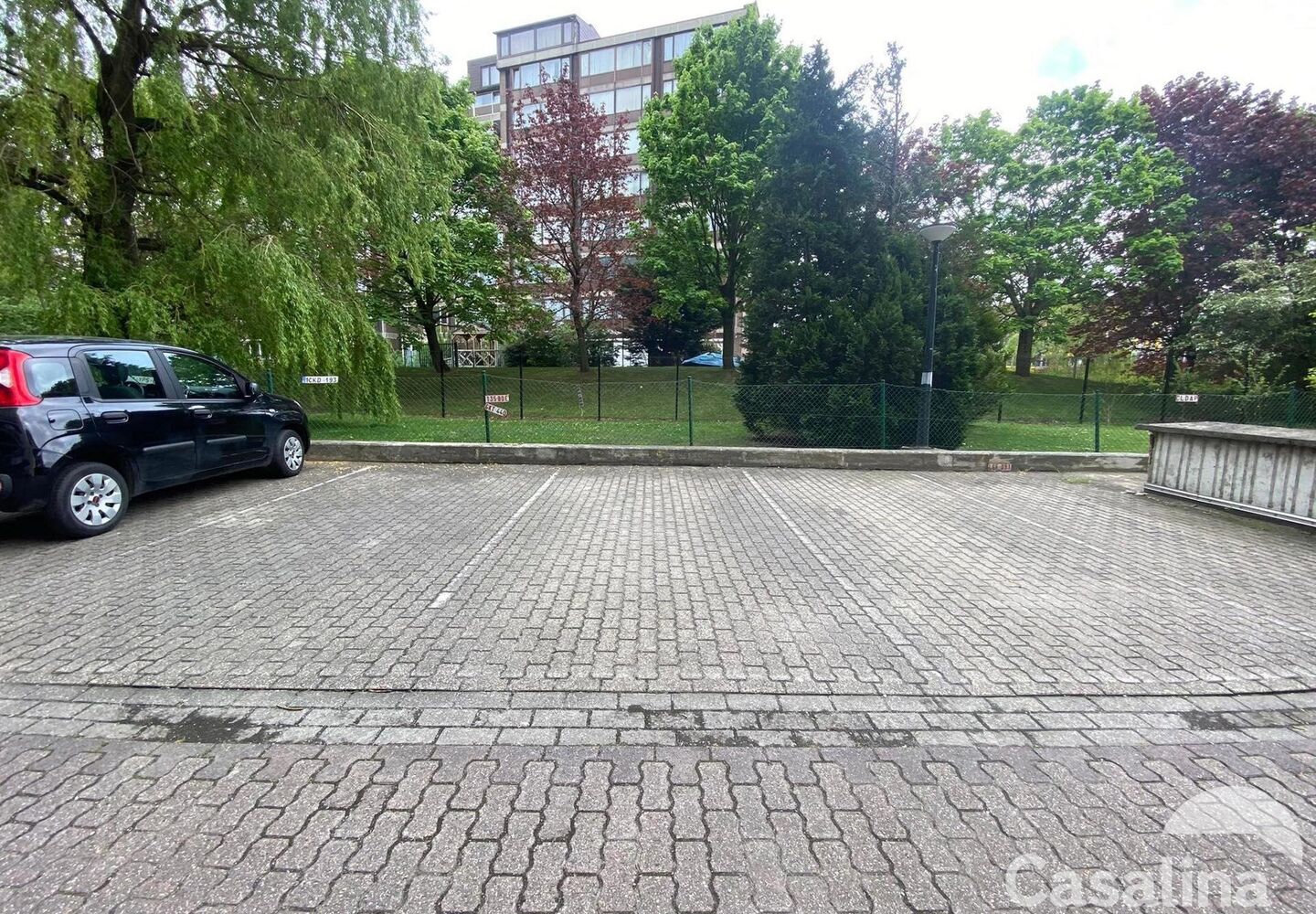 Parking extérieur à louer à Schaerbeek