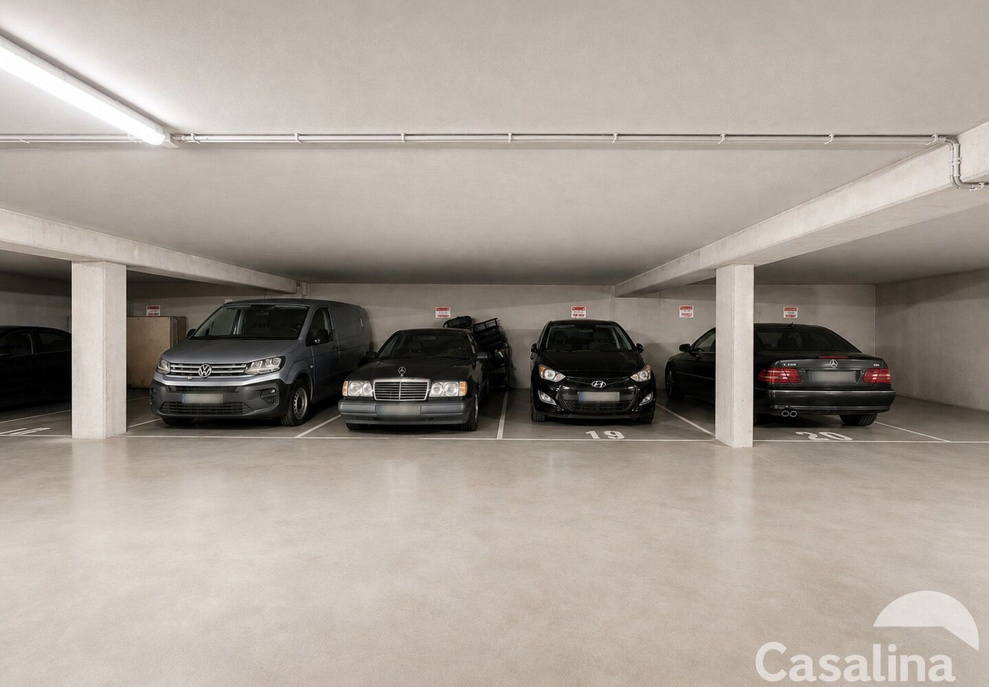 Parking intérieur à vendre à Evere