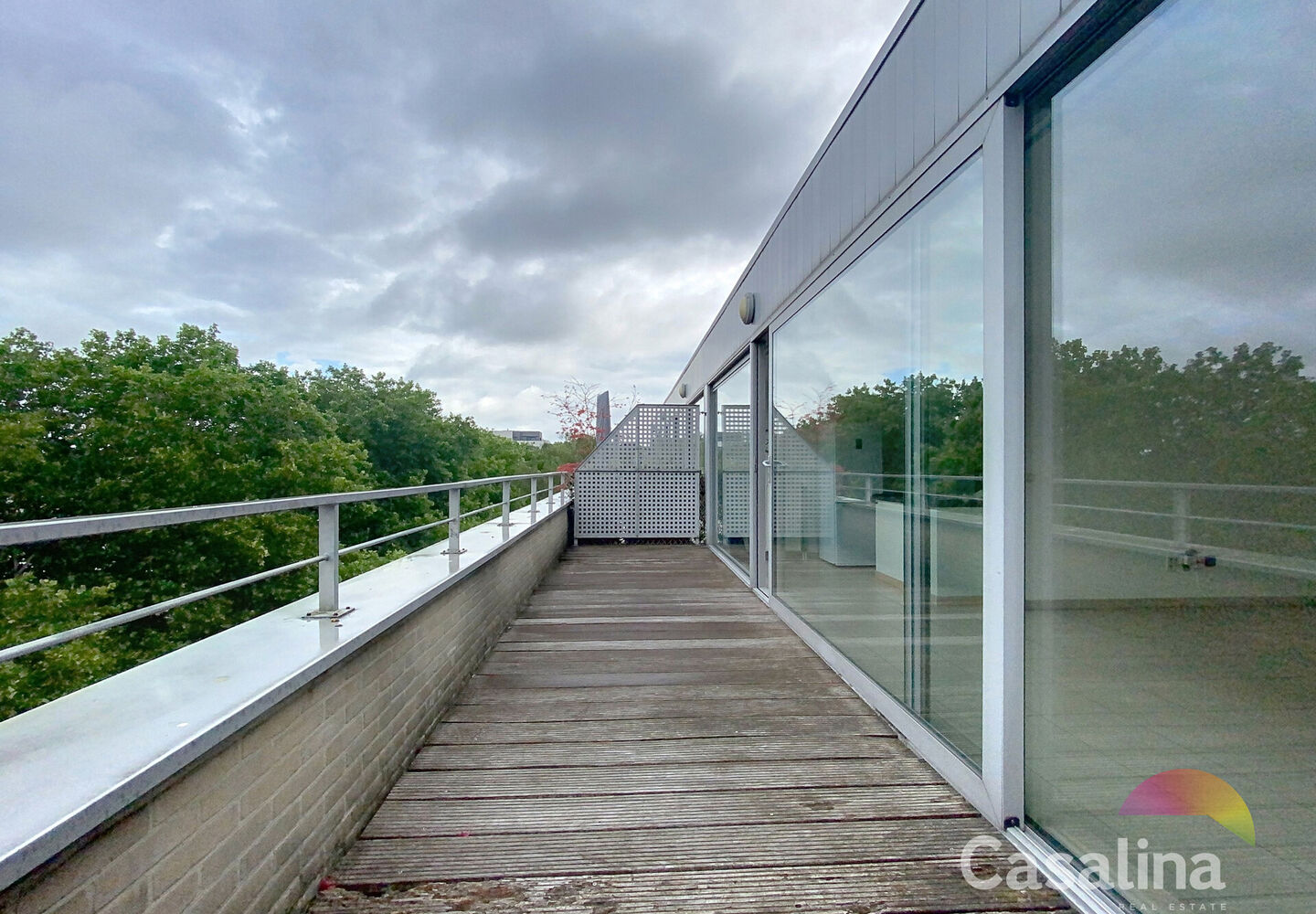 Penthouse for rent in Evere