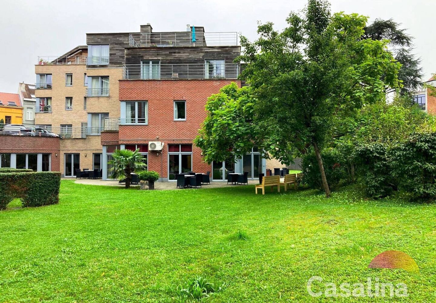 Service flats &agrave; vendre &agrave; Ukkel