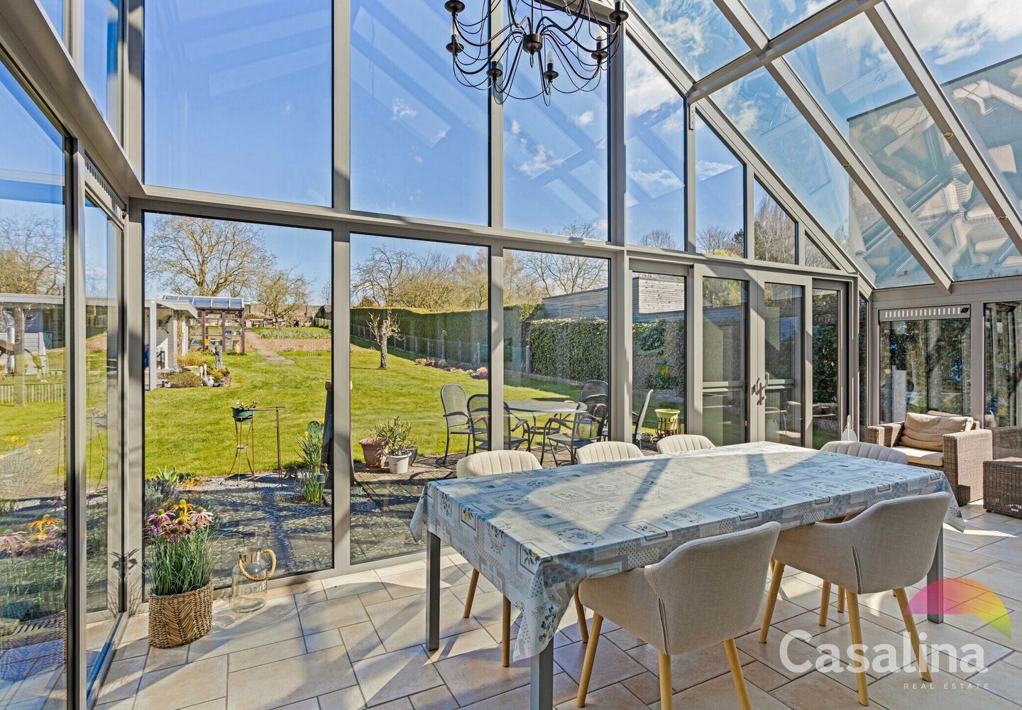 Villa for sale in Wezembeek-Oppem