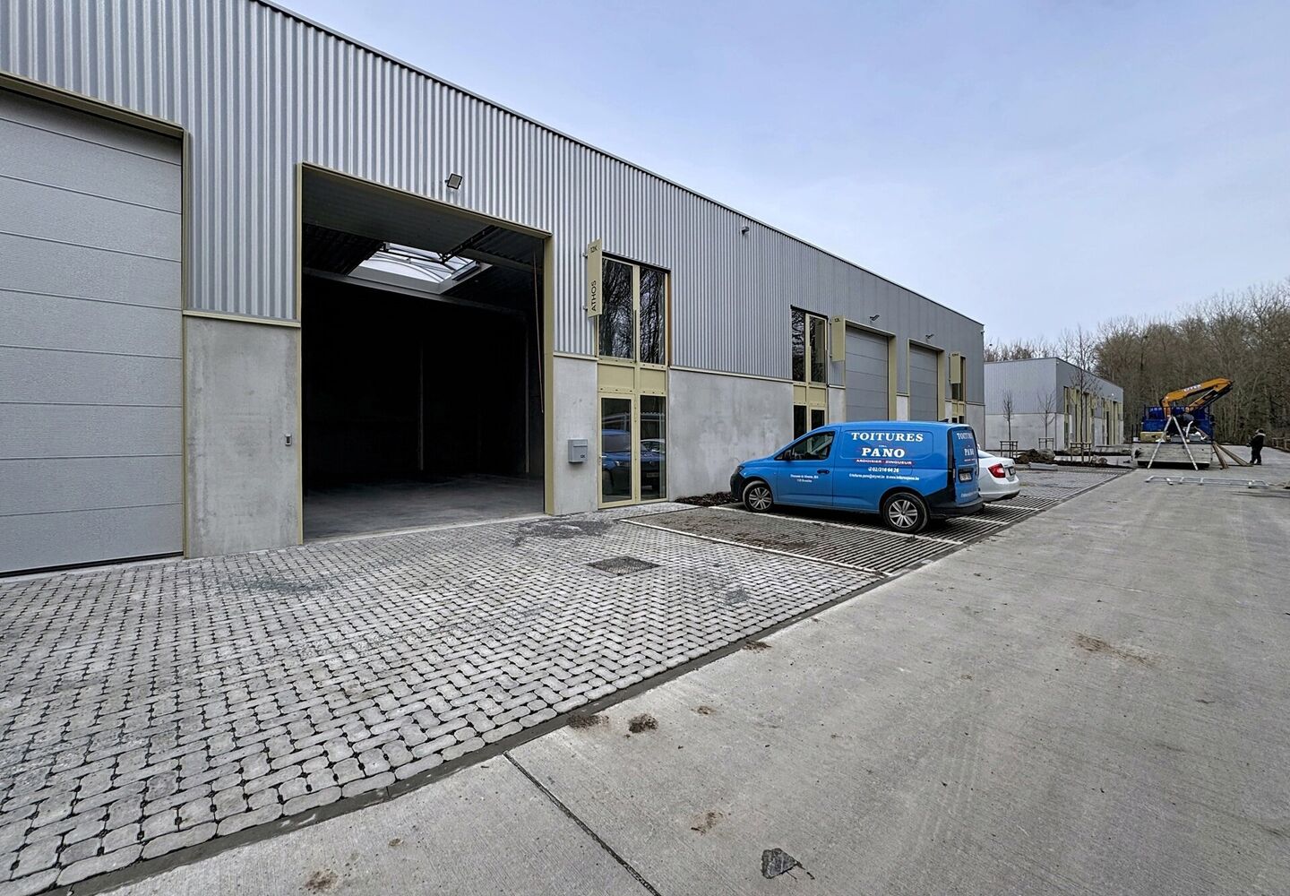 Warehouse for rent in Drogenbos