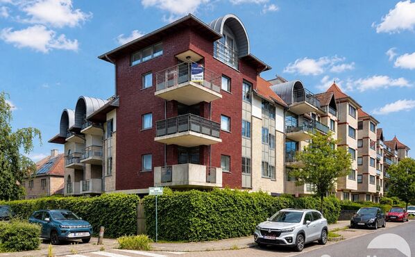 Appartement te koop in Evere