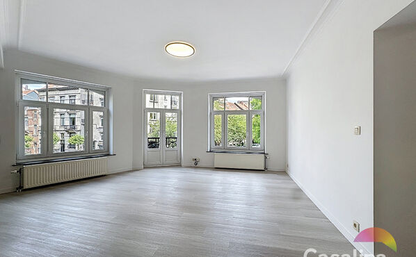 Flat for rent in Schaerbeek