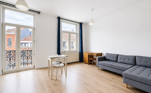 Flat for rent in Schaerbeek