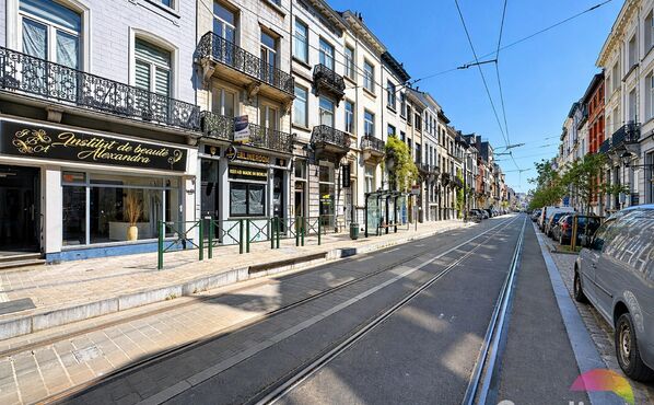 Flat for sale in Sint-Gillis