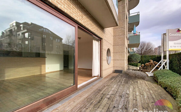 Ground floor for sale in Woluwe-Saint-Lambert