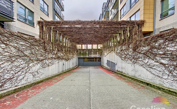 Parking intérieur à louer à Evere