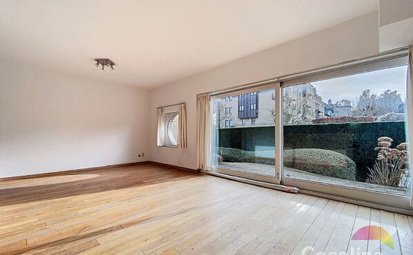 Rez-de-chaussée à vendre à Woluwe-Saint-Lambert